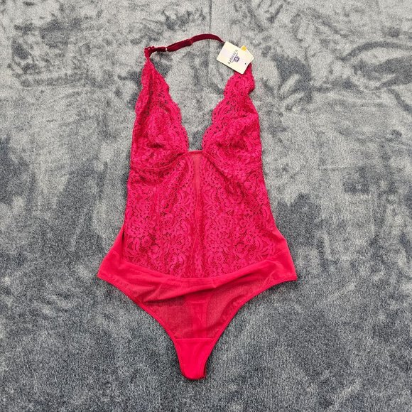 B Temptd by wacoal Nighty womens size small red one piece Lace pull on g string - Picture 11 of 12